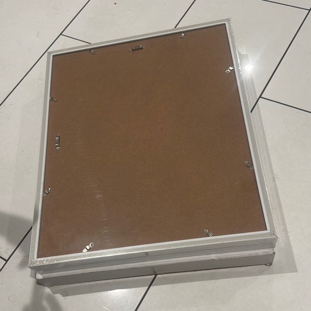 White and Brown Picture Frame Set